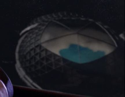 Icy environment dome on botanical cruiser