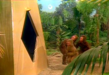 Pylon door (1st and 2nd season)